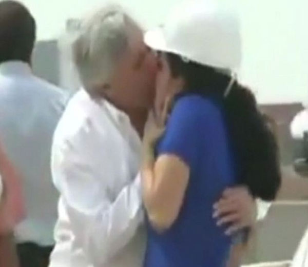 费尔南德兹被拍摄到强吻一名女工程师的嘴唇。